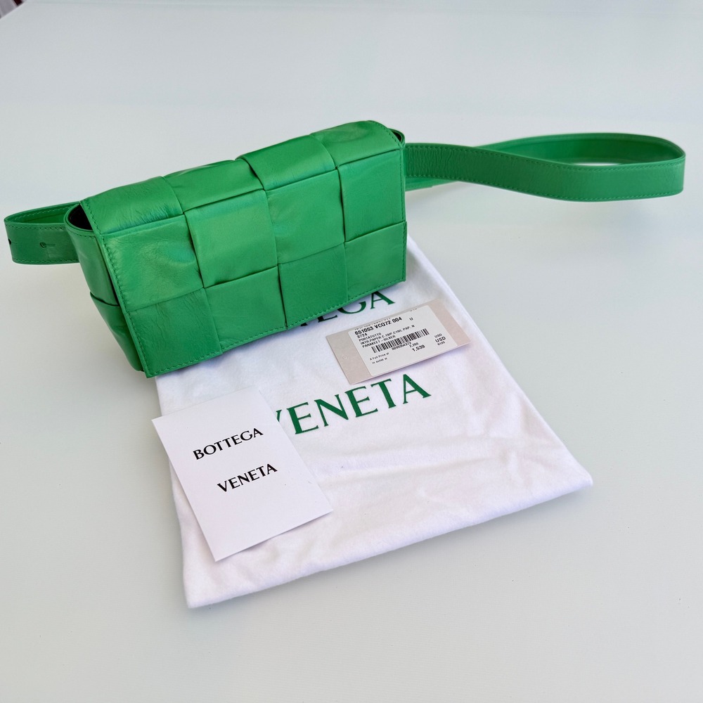 Bottega Veneta Cassette Belt Bag Parakeet Green Maxi Intrecciato Leather 651053 - Picture 2 of 14